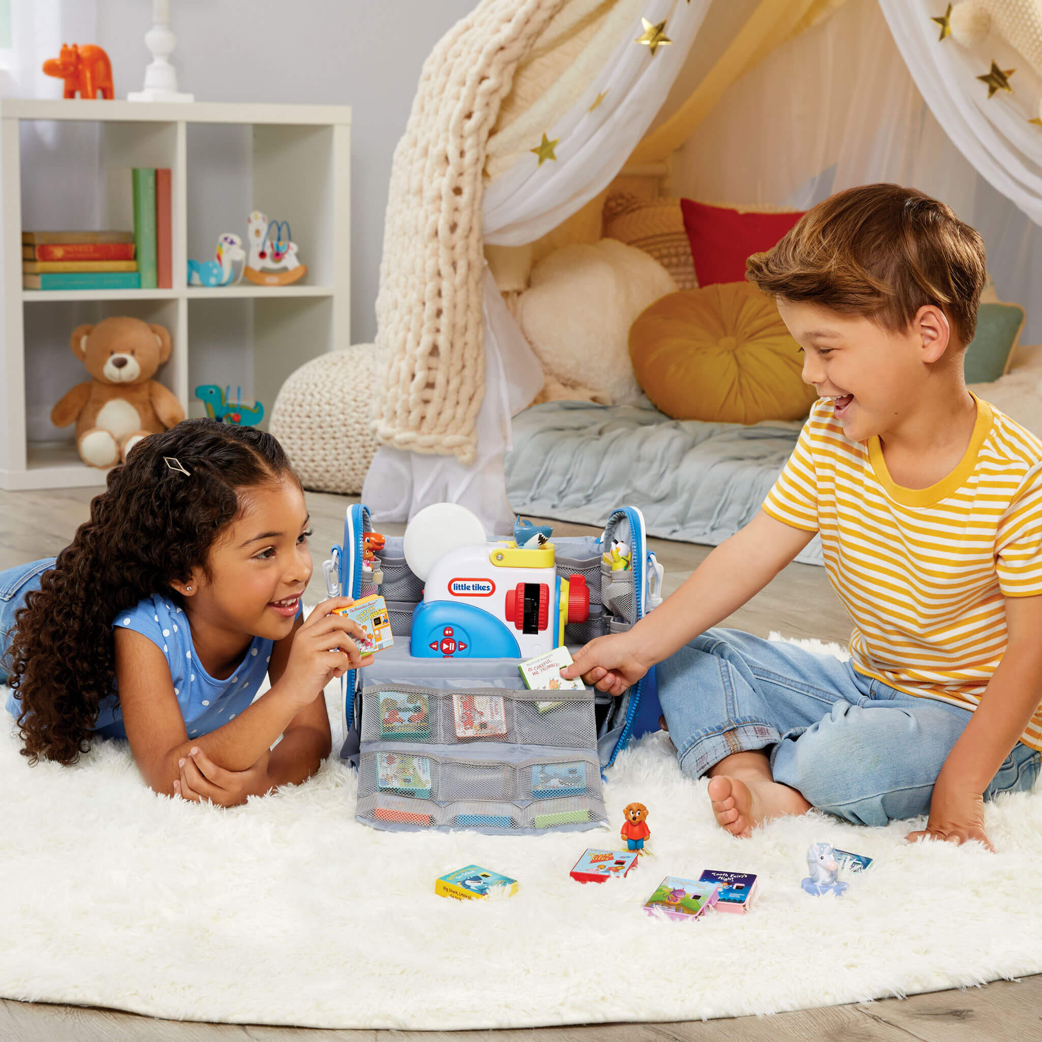 Little Tikes Story Dream Machine? Storytime Travel Case - Image 4